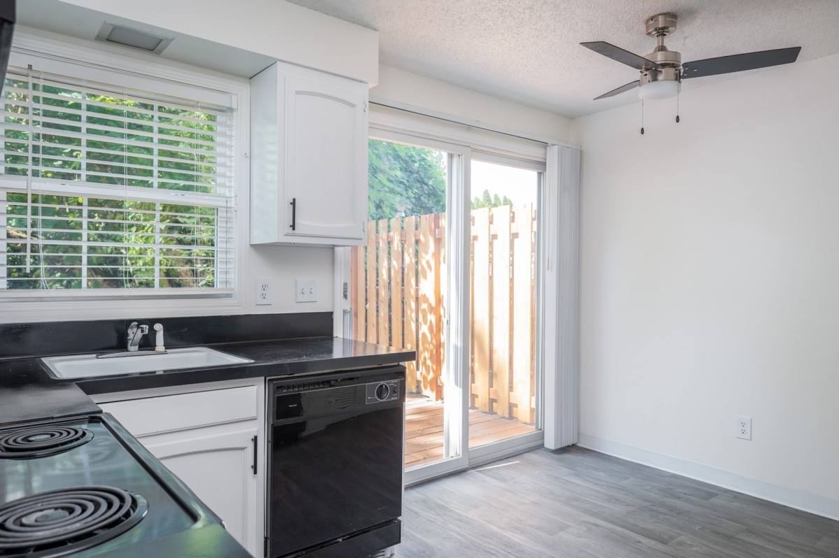 Apartment for rent at 890 NW Division, Gresham, OR 97030