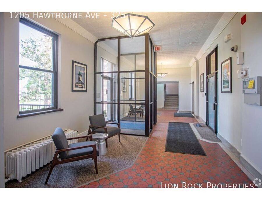 Apartment for rent at 1205 Hawthorne Ave #325, Minneapolis, MN 55403