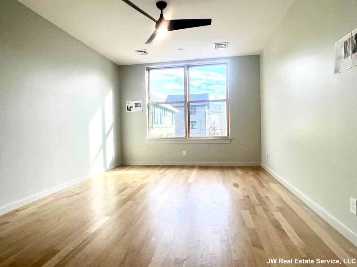 Apartment for rent at 145 Willow St #2, Cambridge, MA 02141