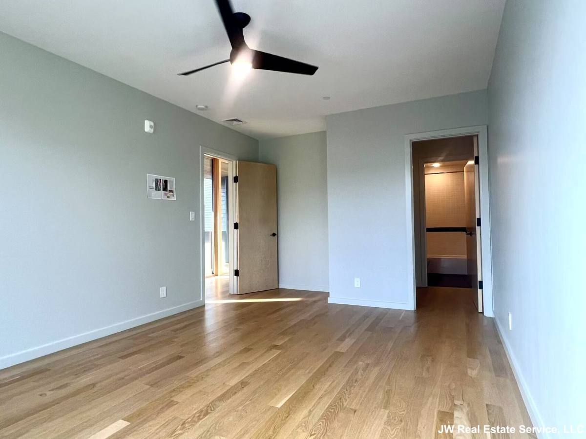 Apartment for rent at 145 Willow St #2, Cambridge, MA 02141