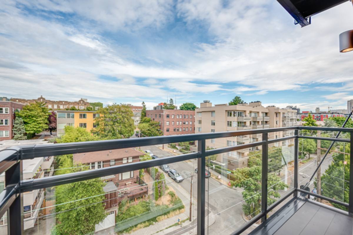 Apartment for rent at 403 Belmont Ave E, Seattle, WA 98102