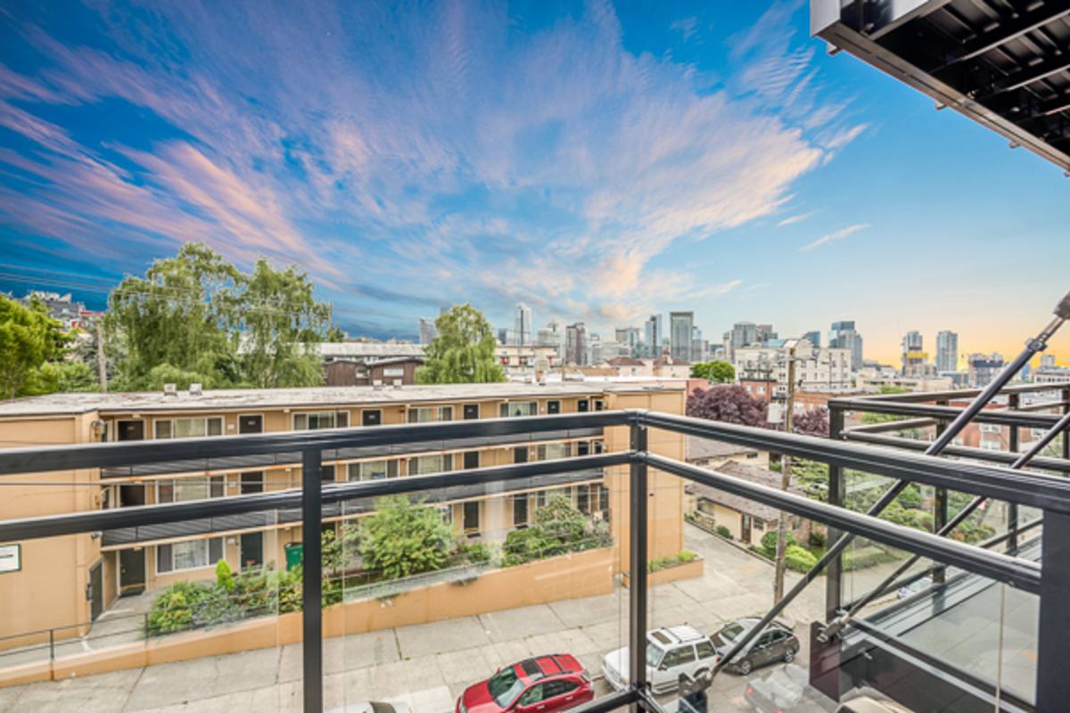 Apartment for rent at 403 Belmont Ave E, Seattle, WA 98102