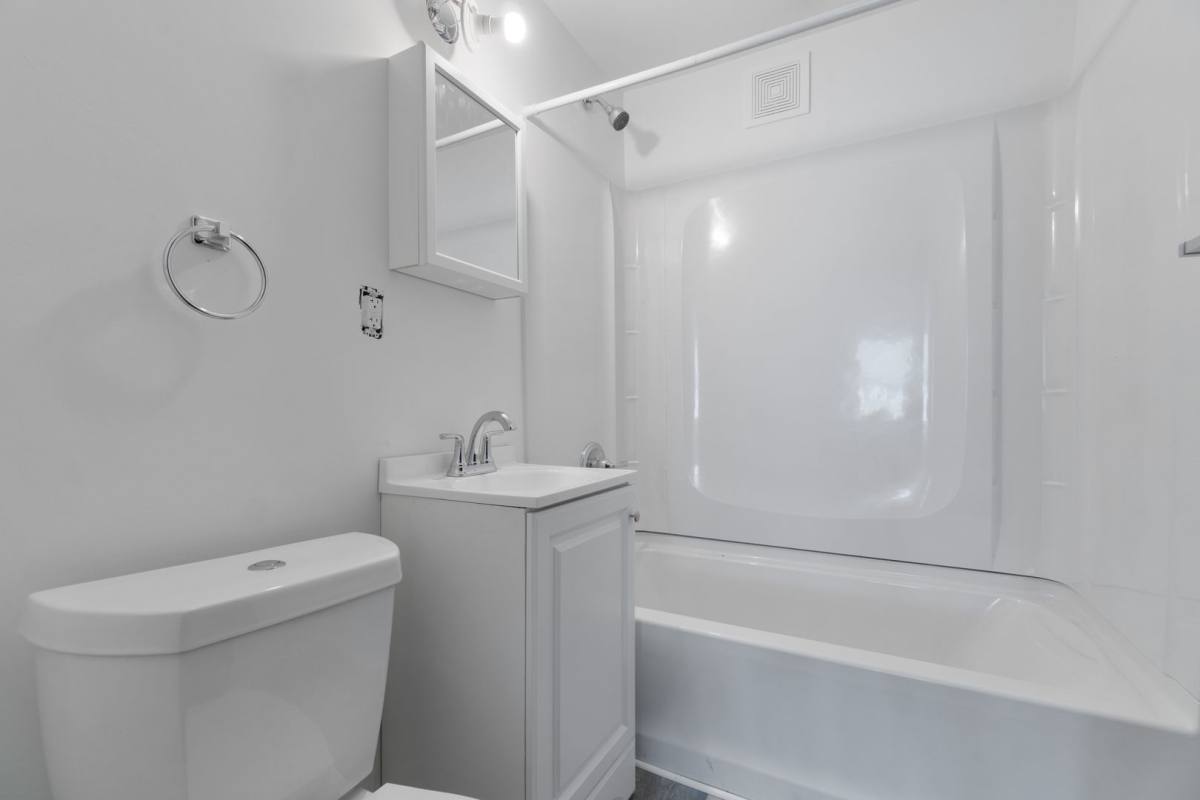 Townhouse for rent at 1 Midland Heights Circle #B, Midland, PA 15059