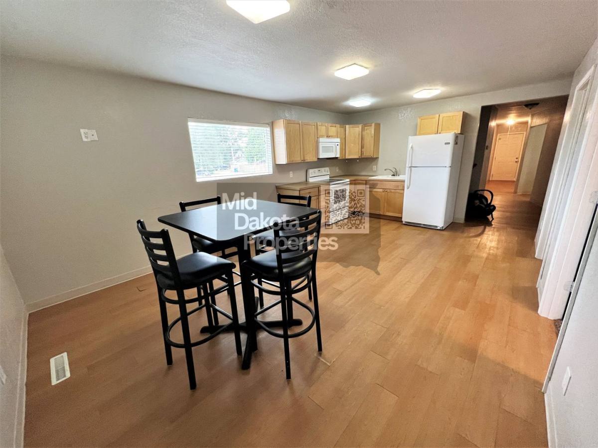 Apartment for rent at 200 W 7th, Mitchell, SD 57301