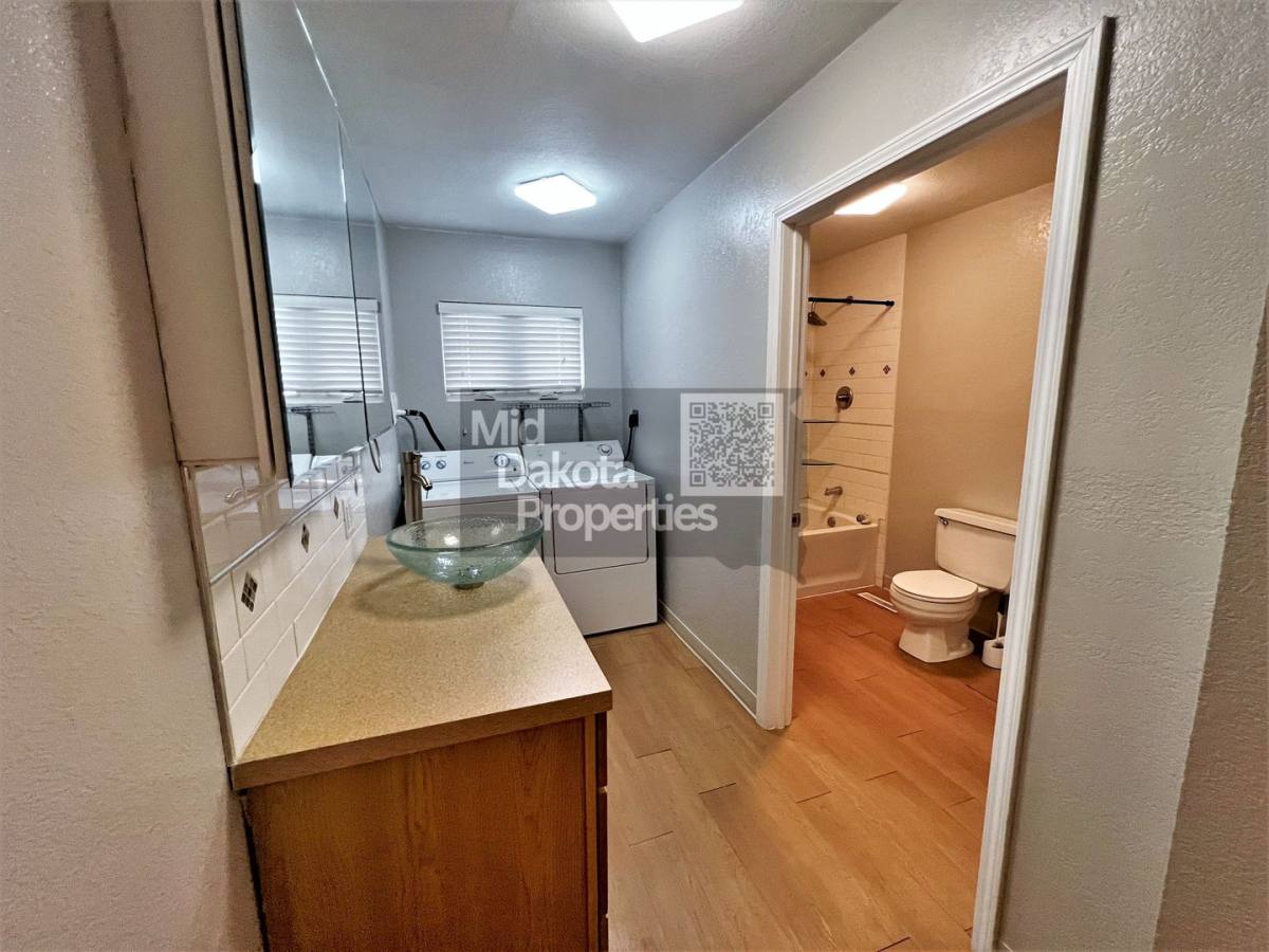 Apartment for rent at 200 W 7th, Mitchell, SD 57301