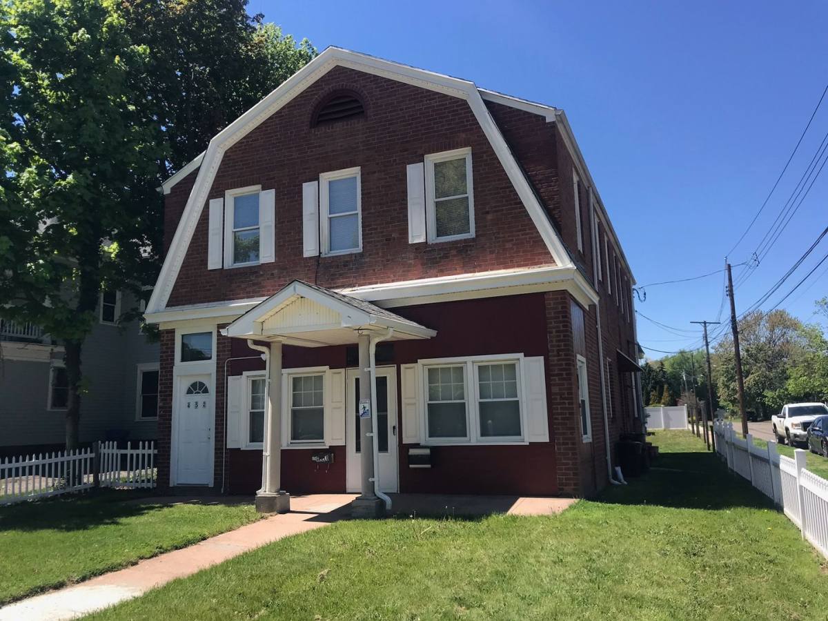 Apartment for rent at 452-454 Thompson Ave, East Haven, CT 06512