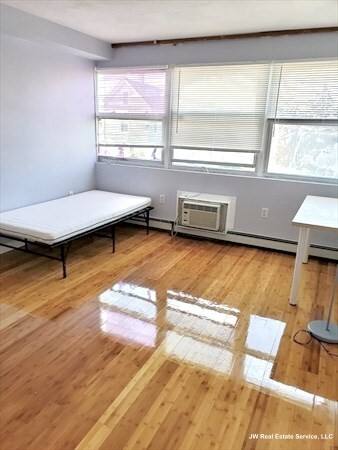 Apartment for rent at 661 Main St #23, Malden, MA 02148