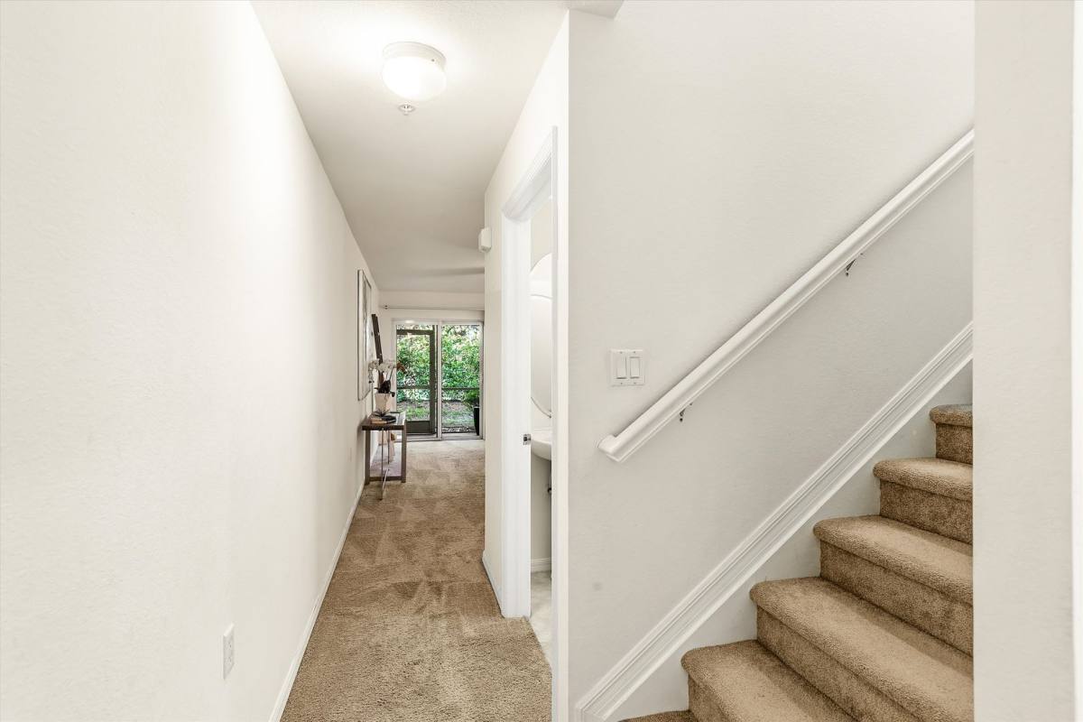 Townhouse for rent at 9420 Ivy Brooke Run, Fort Myers, FL 33913