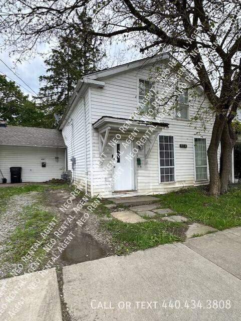 Apartment for rent at 416 E Ave #A, Elyria, OH 44035