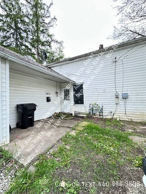 Apartment for rent at 416 E Ave #A, Elyria, OH 44035