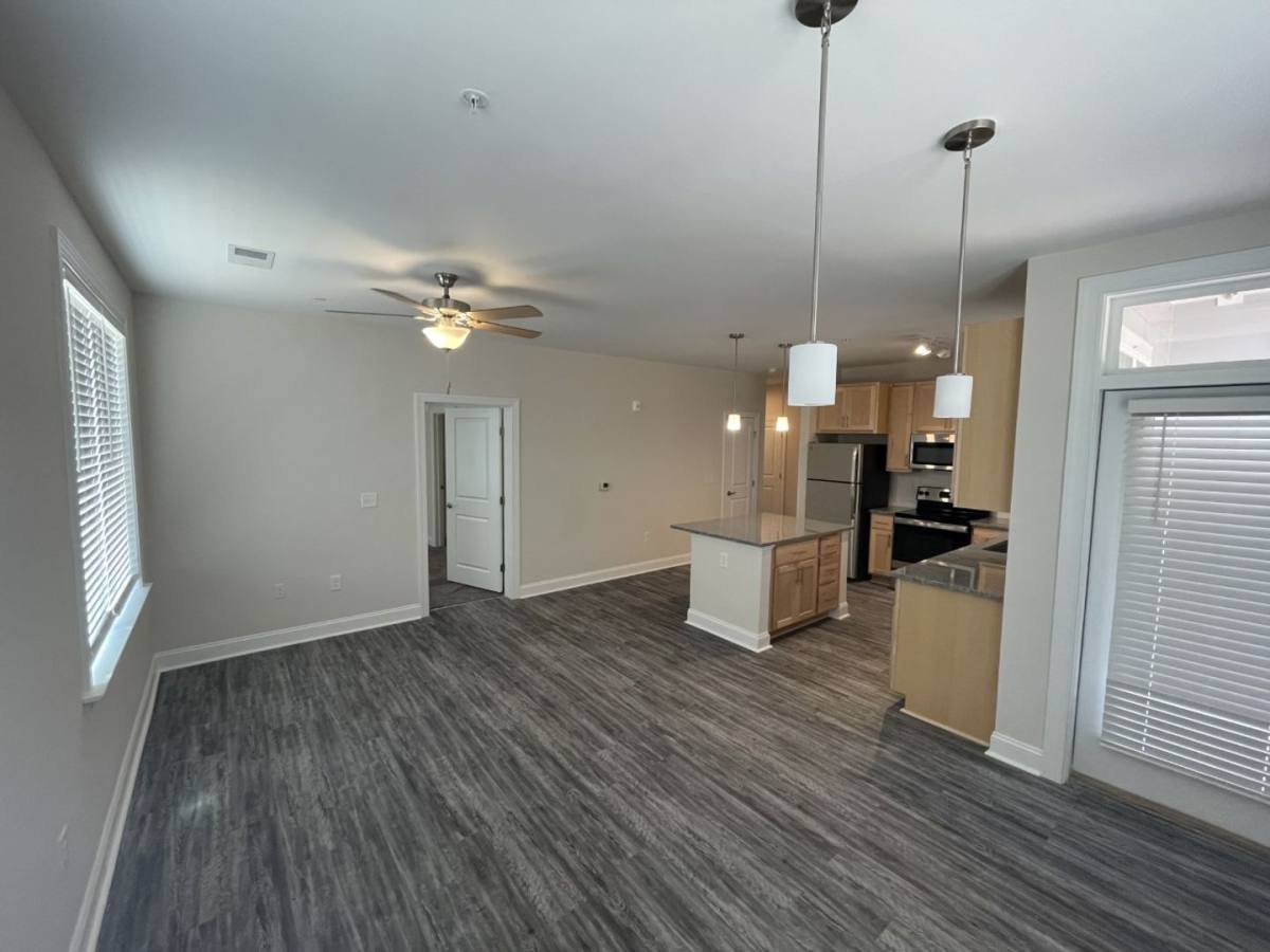 Apartment for rent at 1401 Stovall Dr, Raleigh, NC 27606