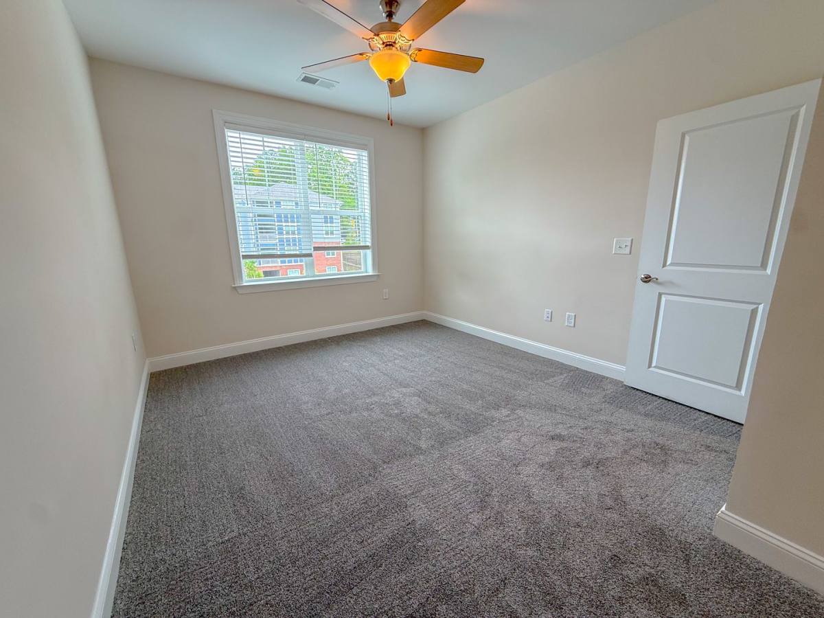 Apartment for rent at 1401 Stovall Dr, Raleigh, NC 27606