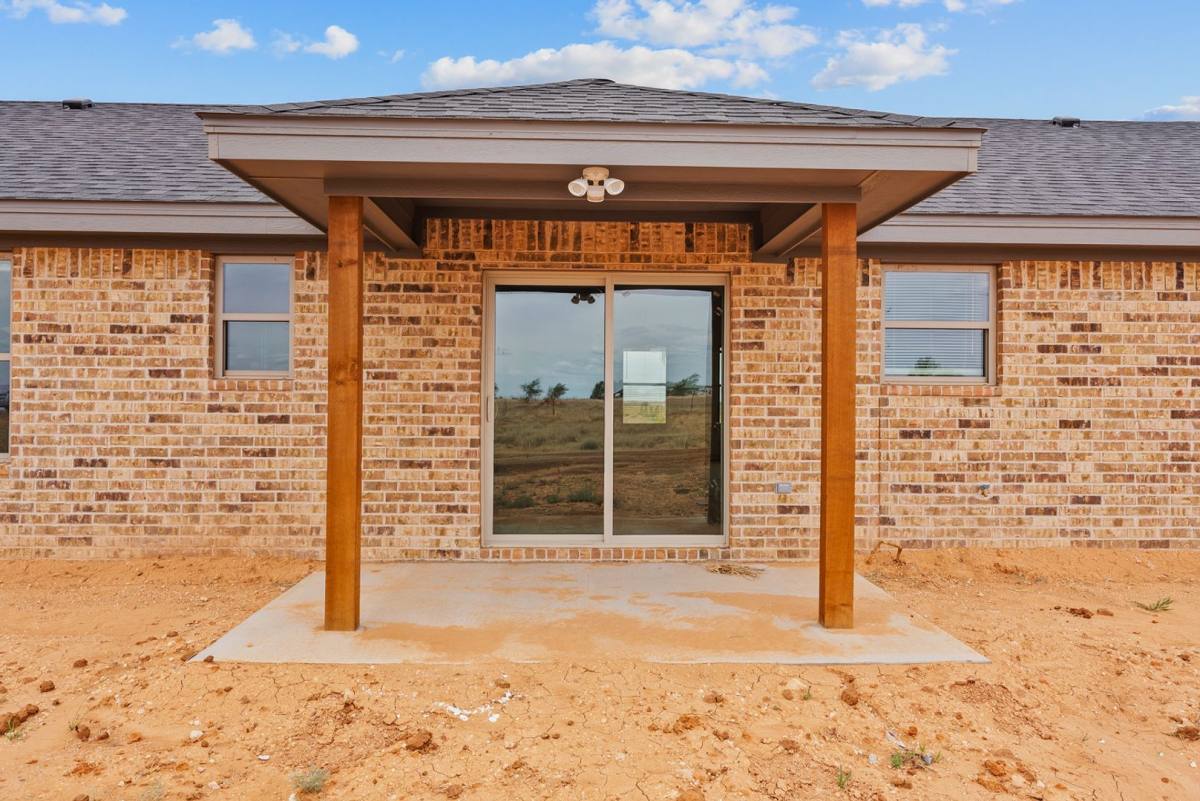 House for rent at 14904 N Cr, Shallowater, TX 79363