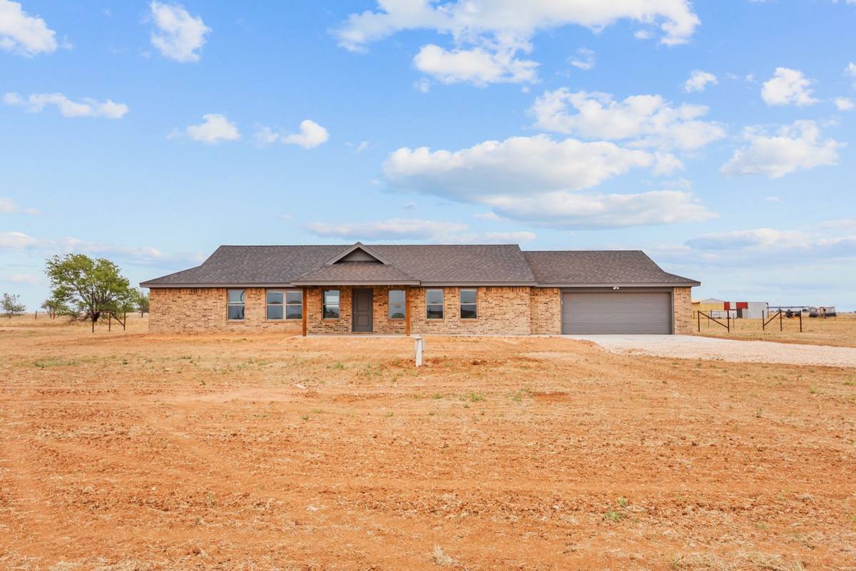 House for rent at 14904 N Cr, Shallowater, TX 79363