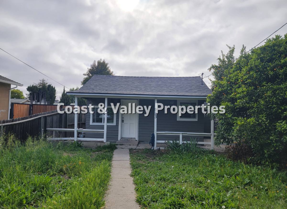 House for rent at 923 Prune St, Hollister, CA 95023
