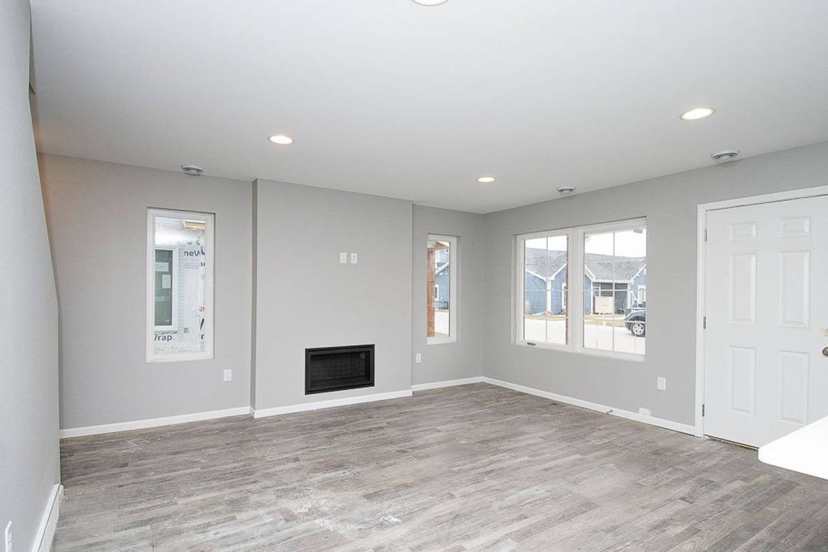 Townhouse for rent at 127 Sleeper Way, Bismarck, ND 58504