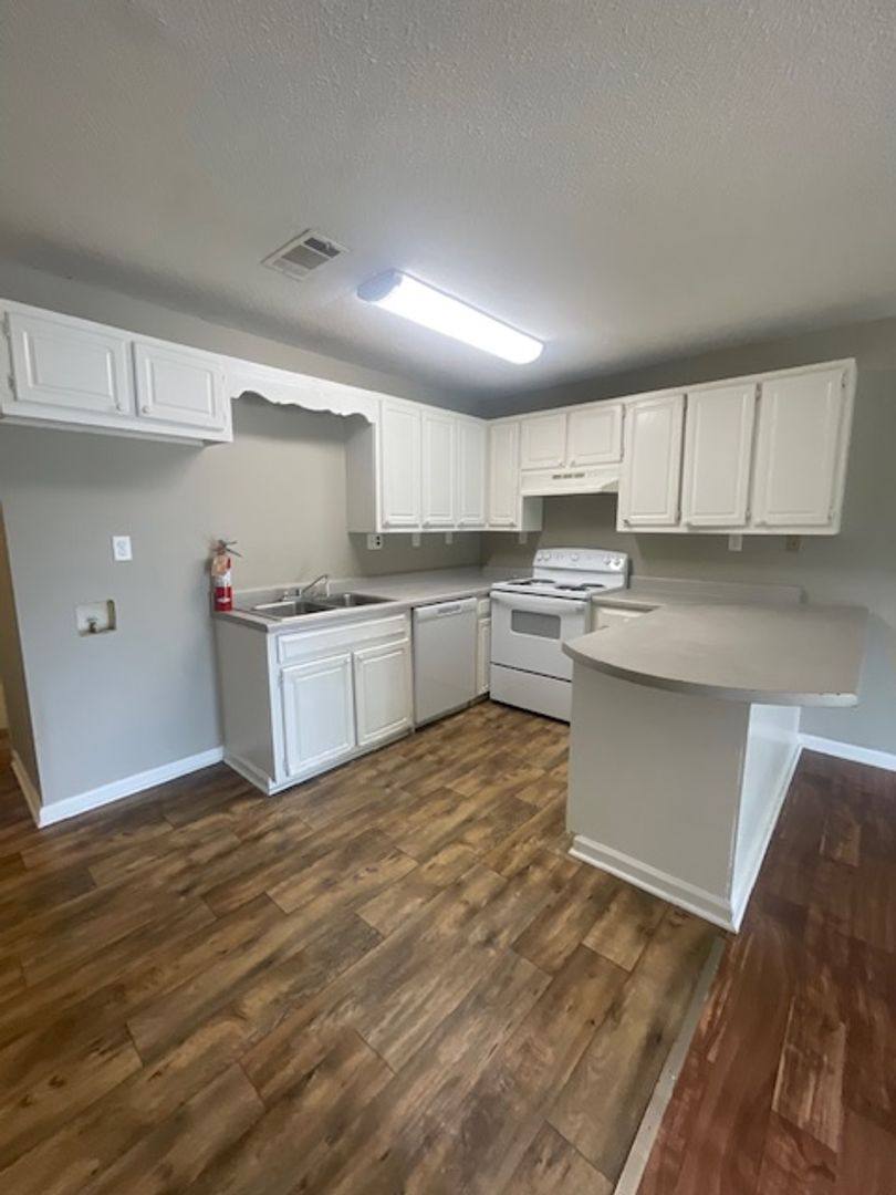 House for rent at 110 Money St, Tupelo, MS 38801