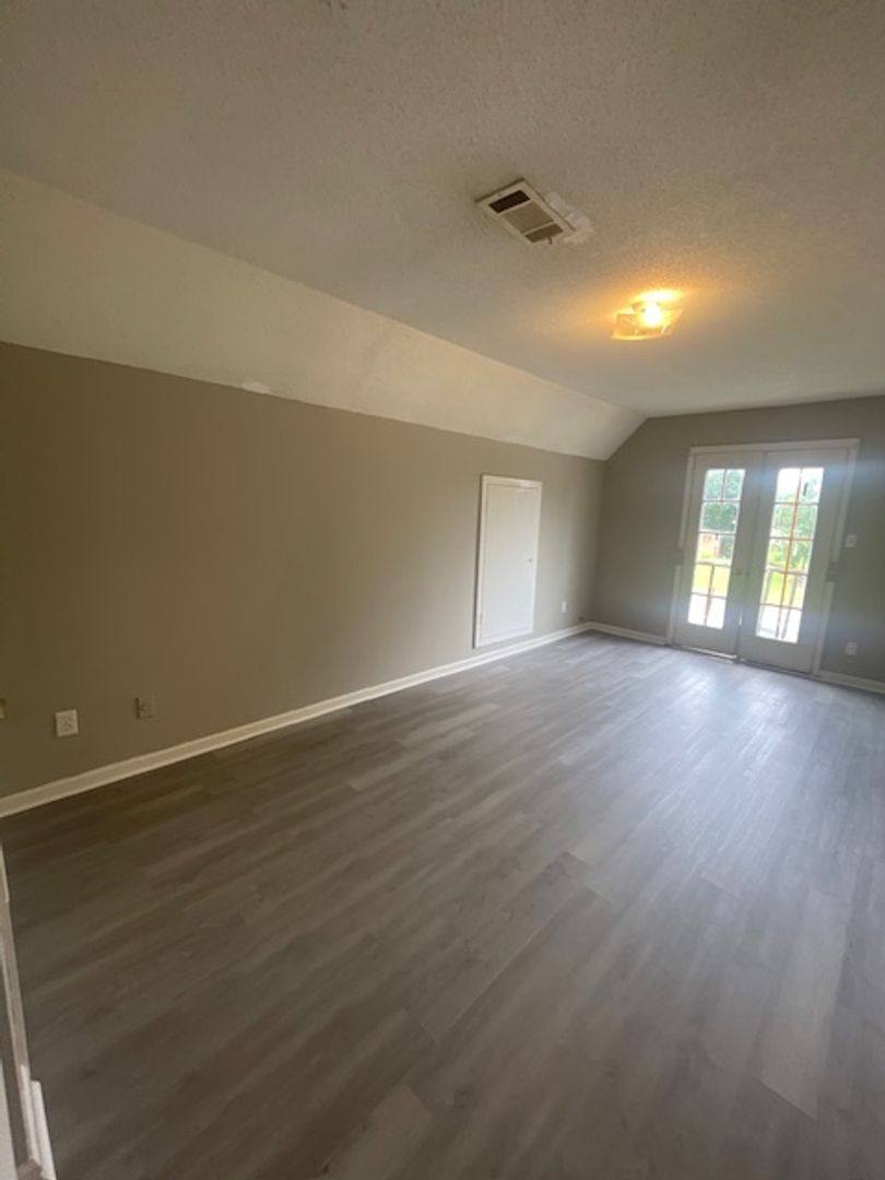 House for rent at 110 Money St, Tupelo, MS 38801
