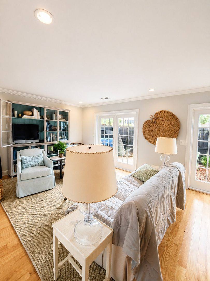 Townhouse for rent at 72 Logan St, Charleston, SC 29401