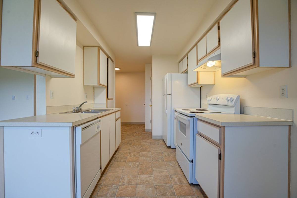 Apartment for rent at 1973 45th Ave NE, Salem, OR 97305