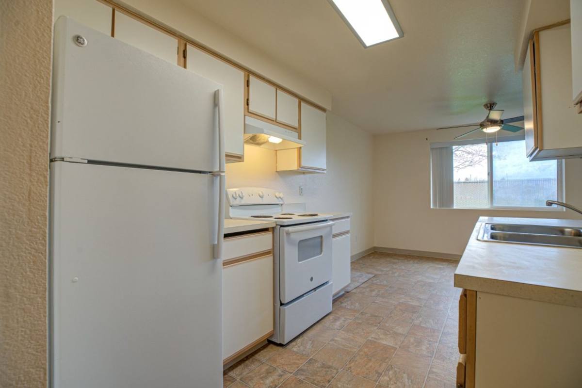 Apartment for rent at 1973 45th Ave NE, Salem, OR 97305