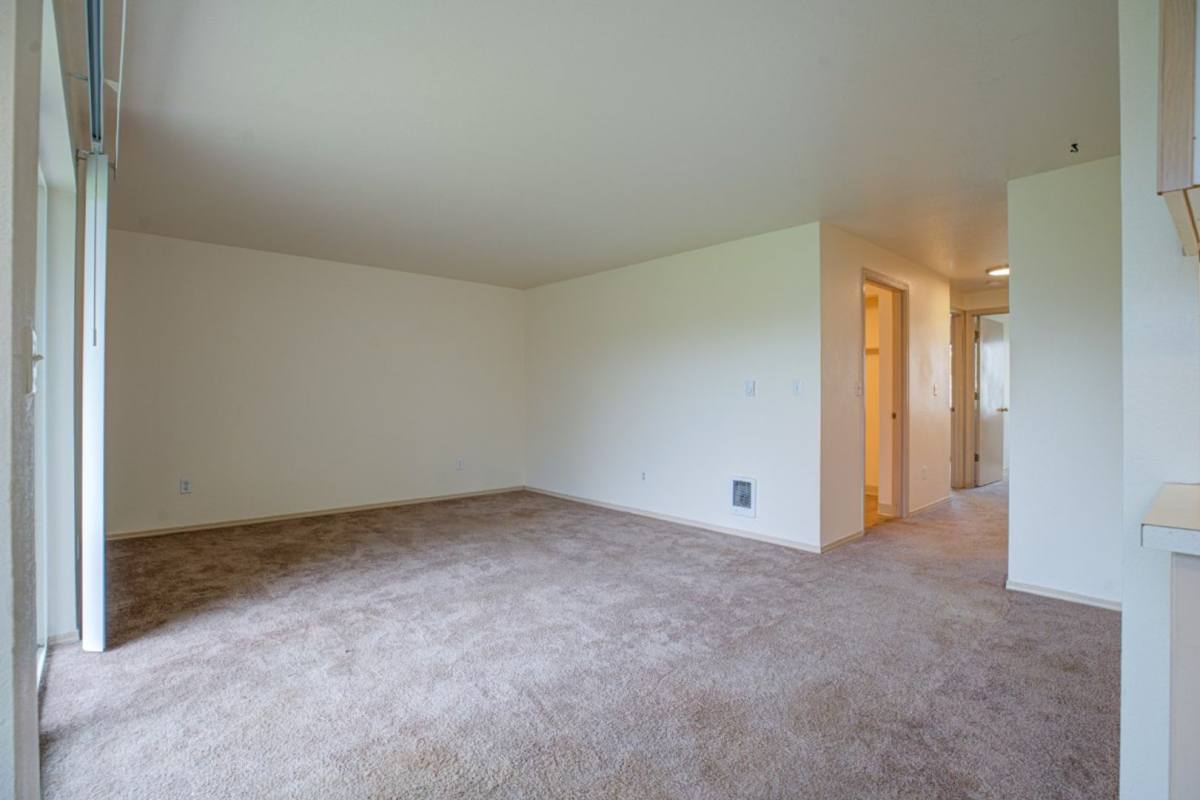 Apartment for rent at 1973 45th Ave NE, Salem, OR 97305