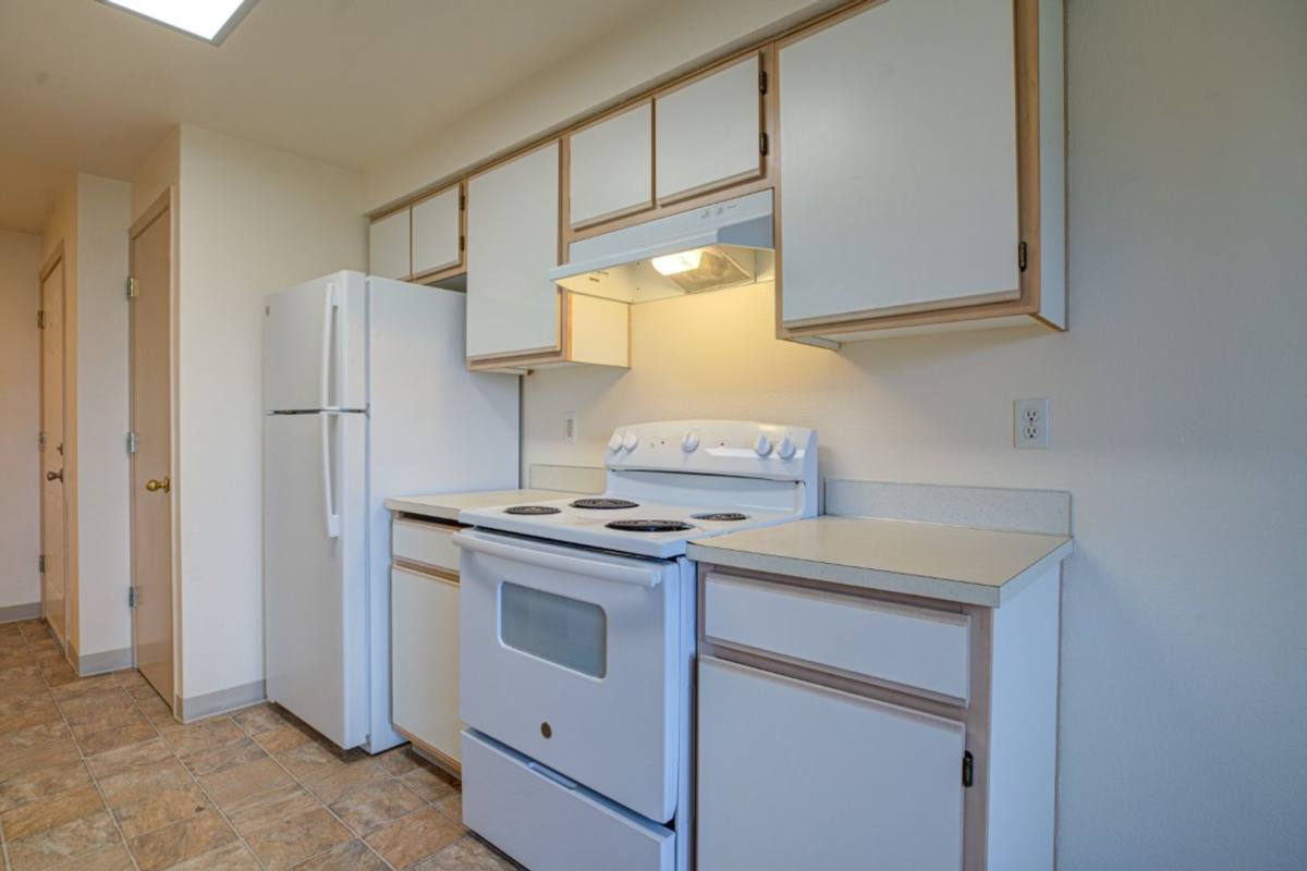 Apartment for rent at 1973 45th Ave NE, Salem, OR 97305