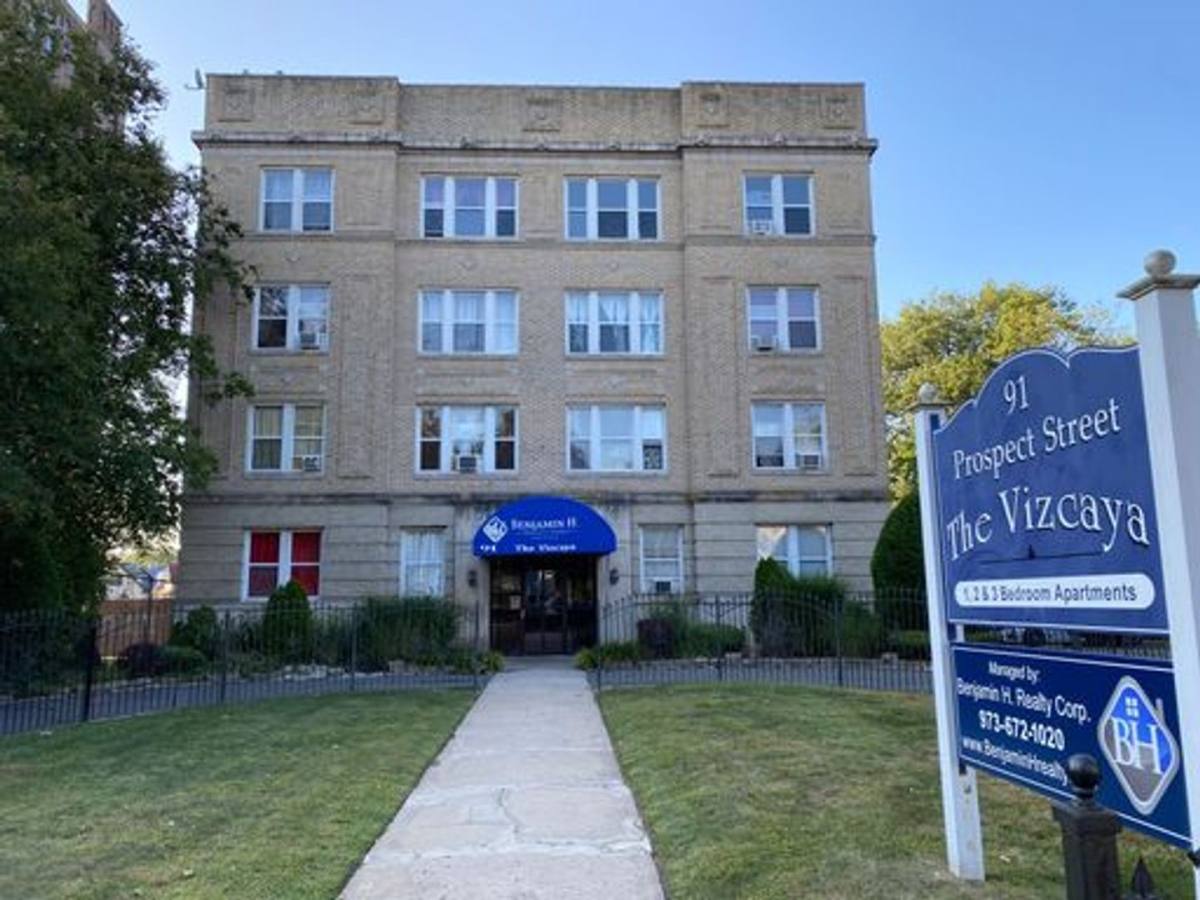 Apartment for rent at 91 Prospect St, East Orange, NJ 07017