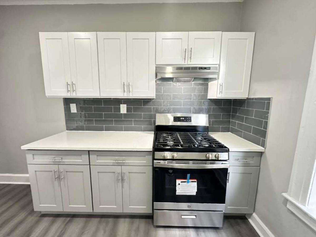 Apartment for rent at 91 Prospect St, East Orange, NJ 07017