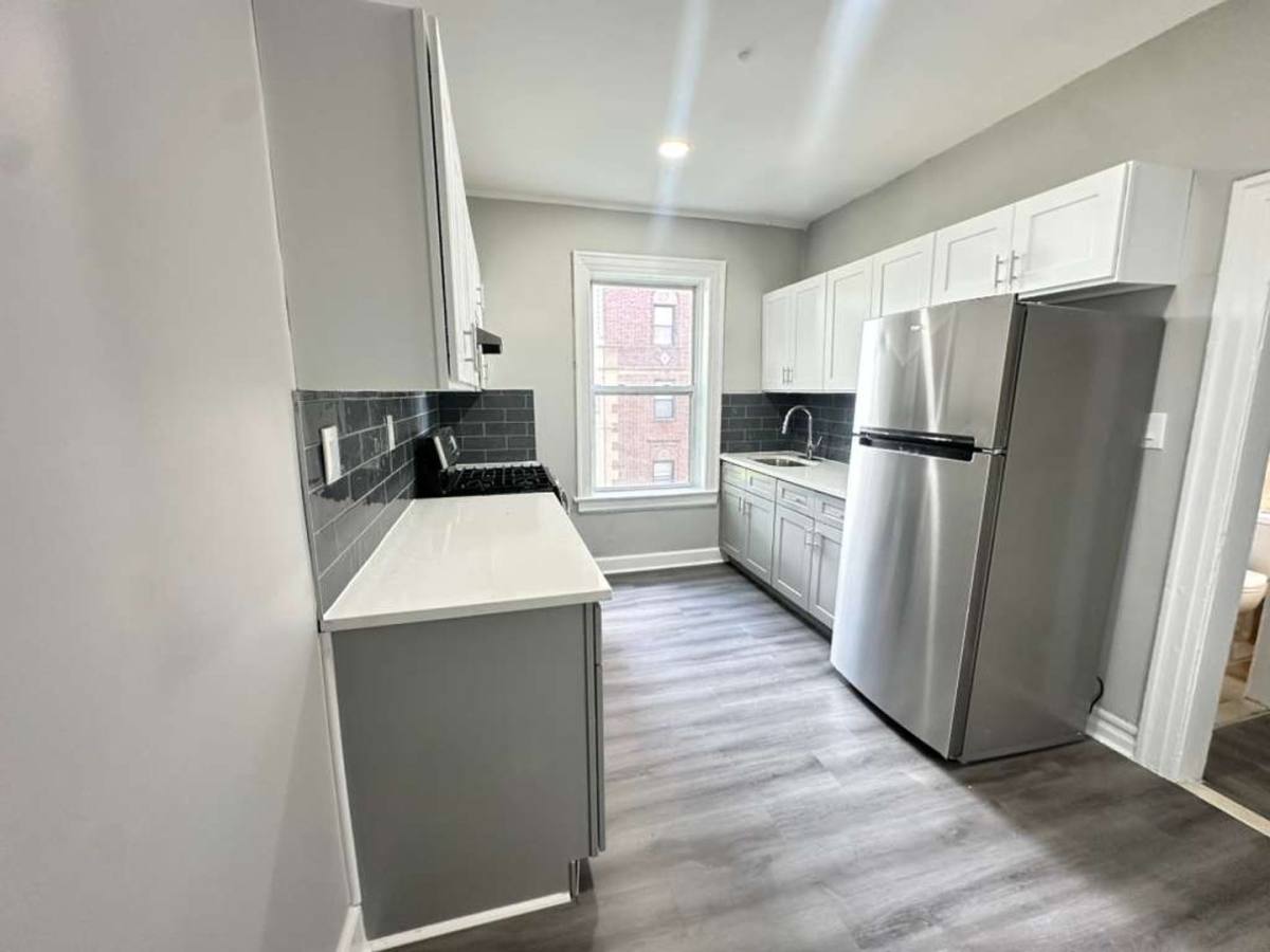 Apartment for rent at 91 Prospect St, East Orange, NJ 07017