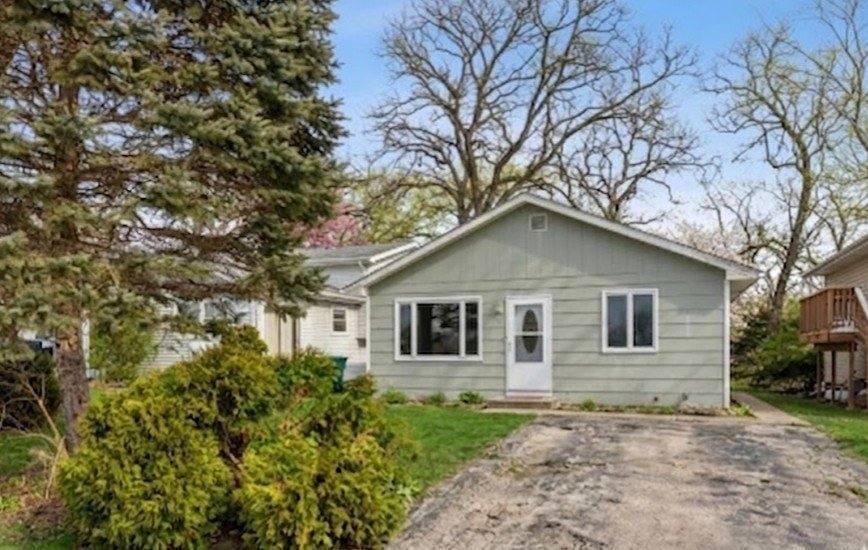 House for rent at 1207 Sunset Ave, Round Lake, IL 60073