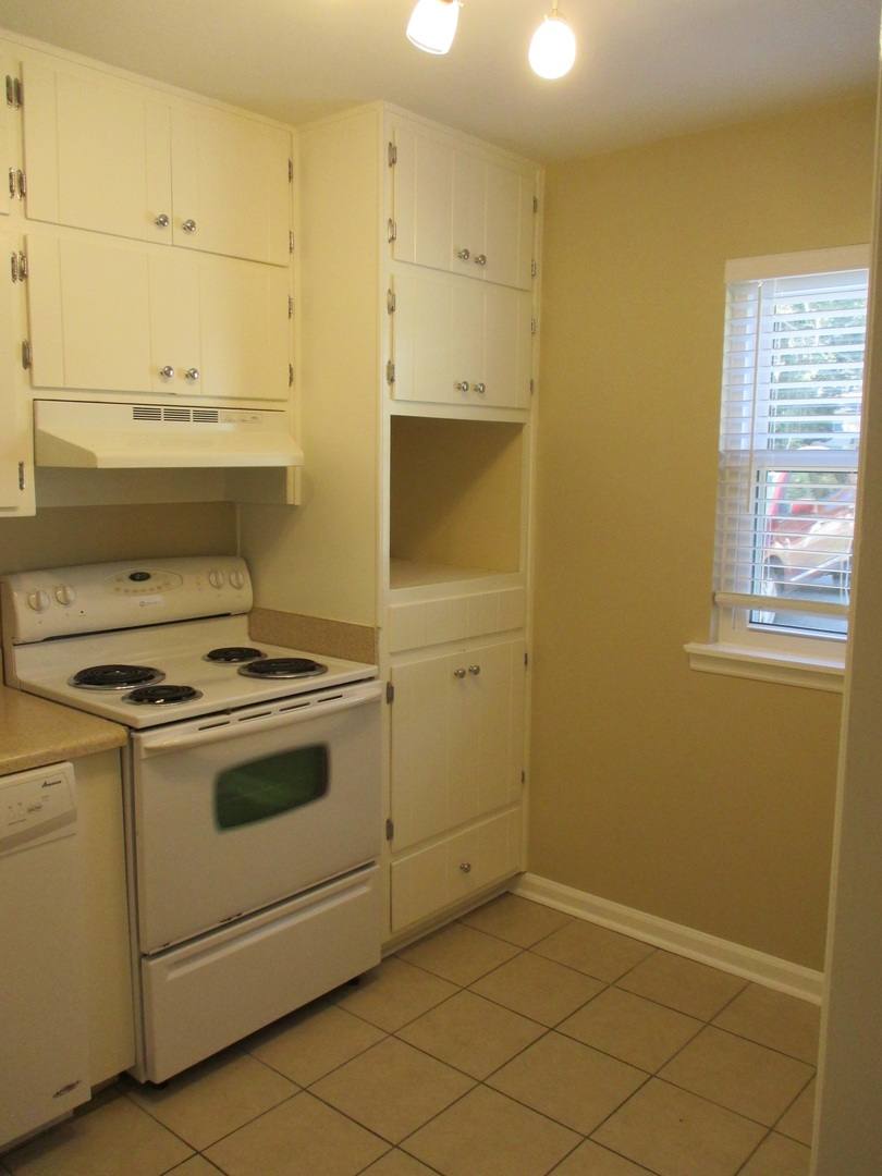 Townhouse for rent at 1569 Jacks Dr #A, Tallahassee, FL 32301
