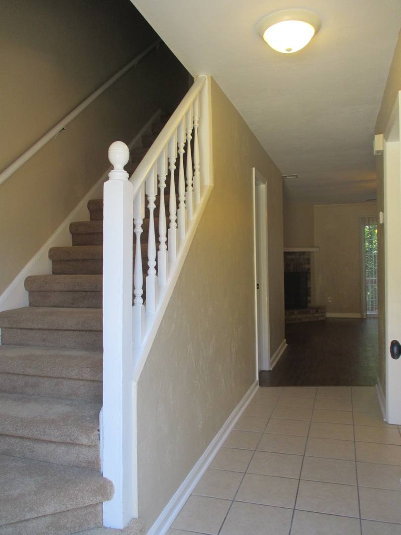 Townhouse for rent at 1569 Jacks Dr #A, Tallahassee, FL 32301