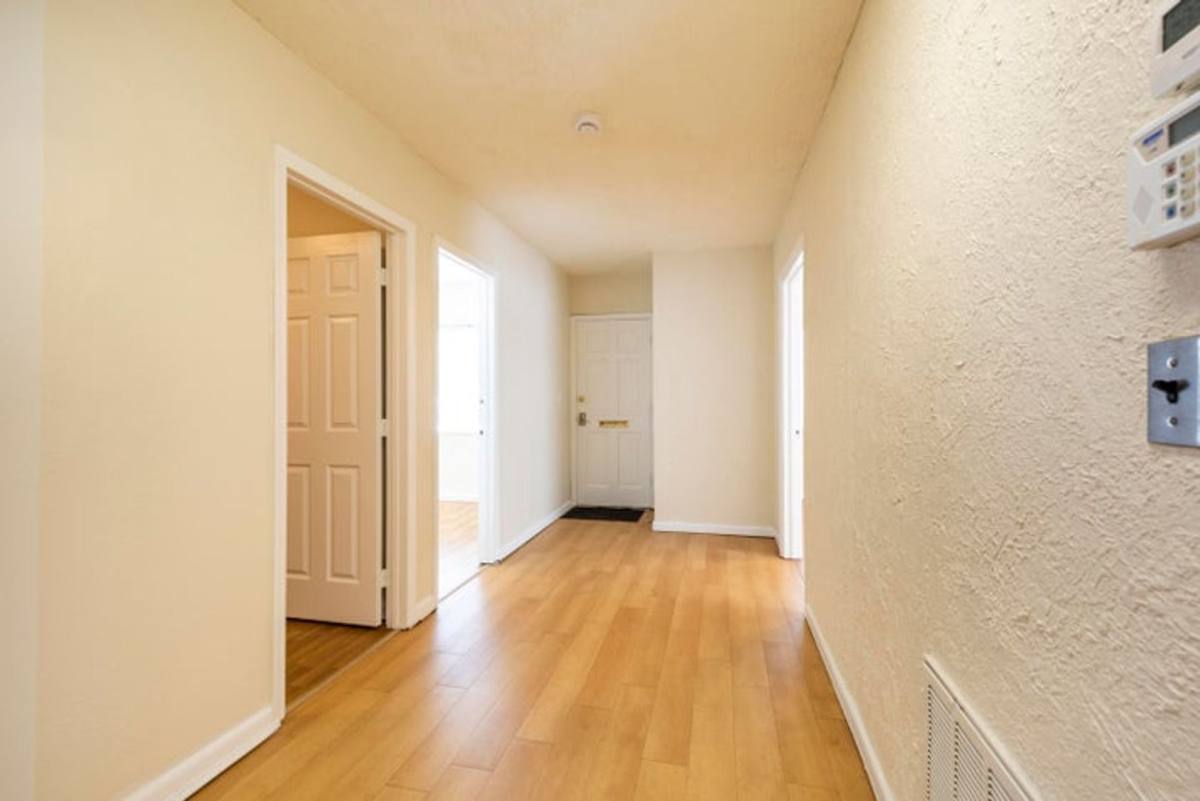 House for rent at 412 SE 17th St Front, Fort Lauderdale, FL 33316