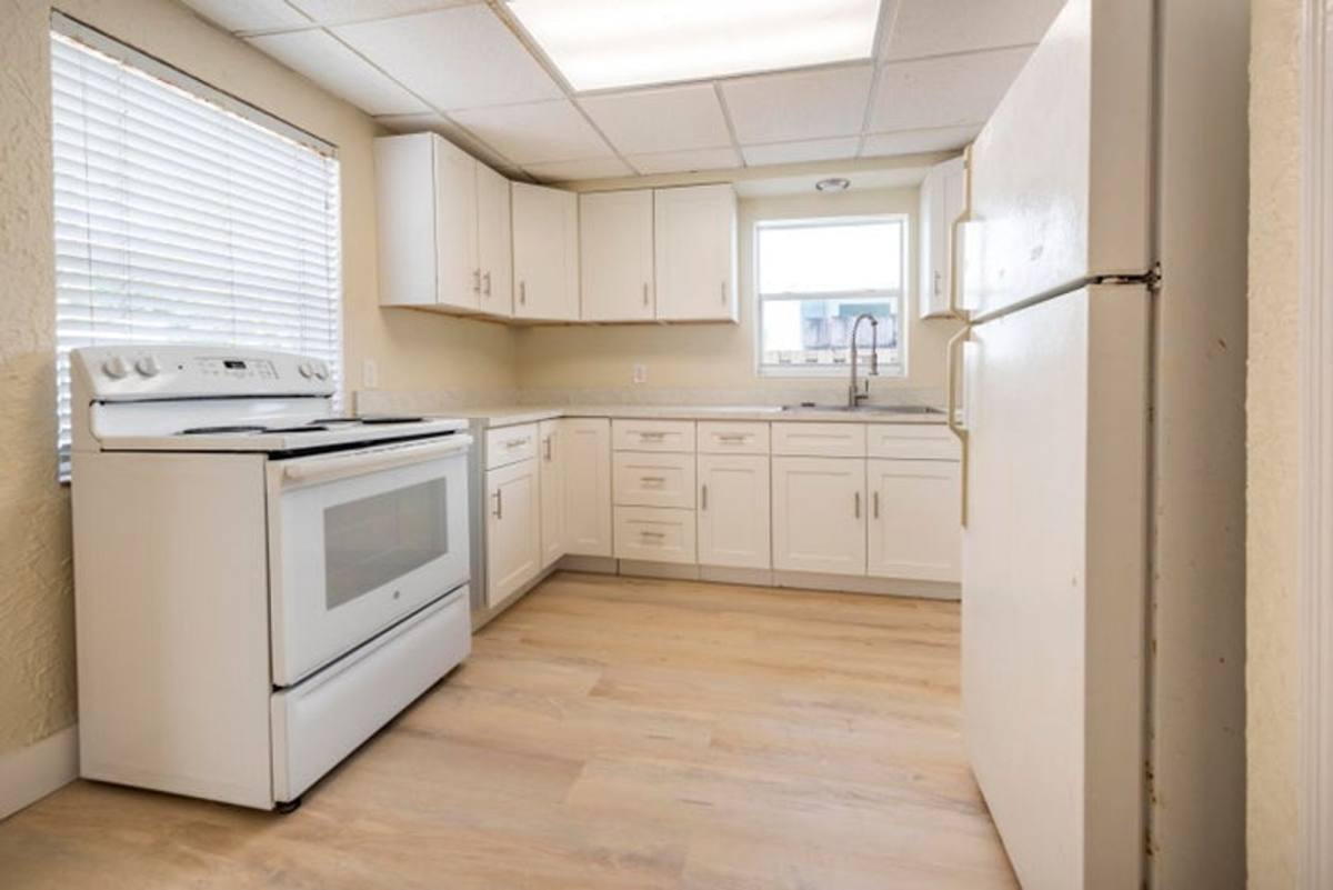 House for rent at 412 SE 17th St Front, Fort Lauderdale, FL 33316
