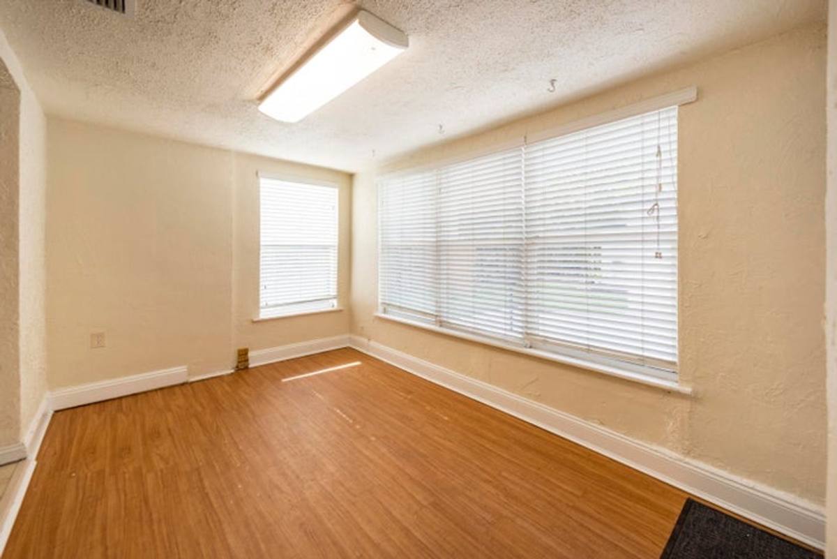 House for rent at 412 SE 17th St Front, Fort Lauderdale, FL 33316