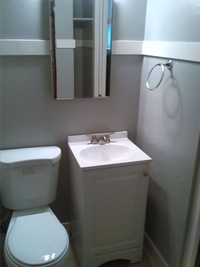 Apartment for rent at 1808 P St, Sacramento, CA 95811