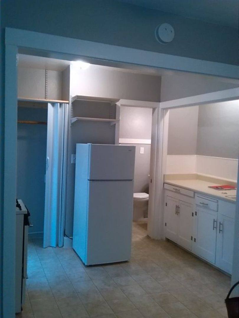 Apartment for rent at 1808 P St, Sacramento, CA 95811