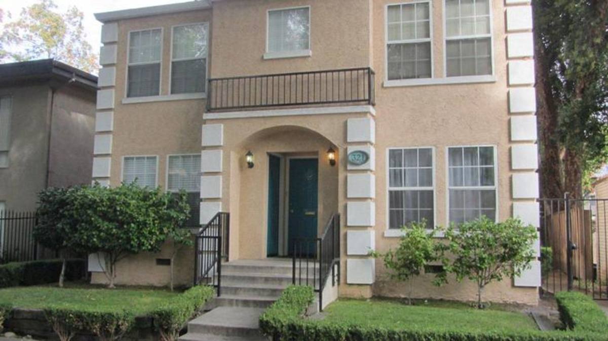 Apartment for rent at 1808 P St, Sacramento, CA 95811