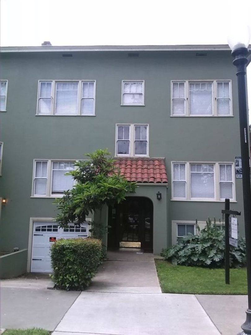 Apartment for rent at 1808 P St, Sacramento, CA 95811