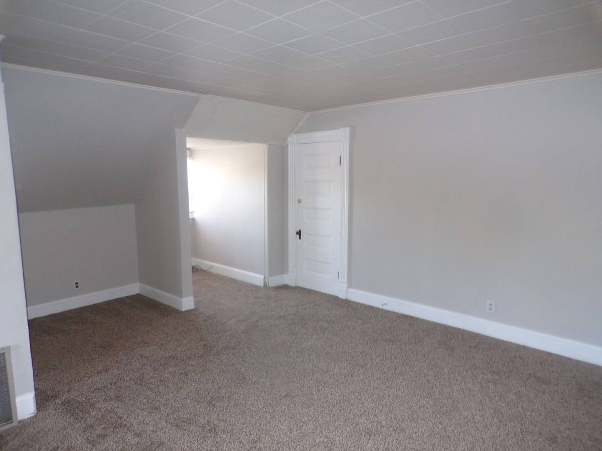 Apartment for rent at 505 N Main St, Edwardsville, IL 62025