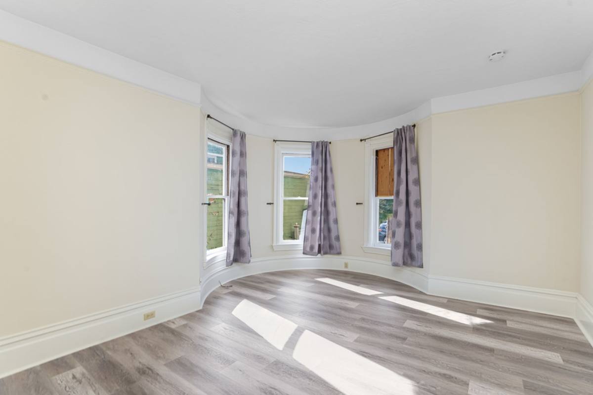 Apartment for rent at 2309 San Jose Ave, Alameda, CA 94501