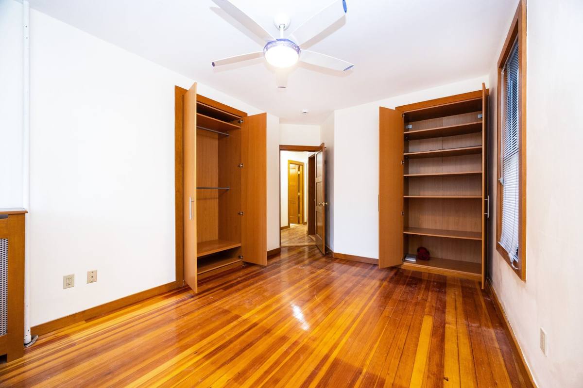 Apartment for rent at 121 Browne St, Brookline, MA 02446