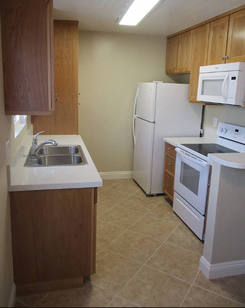 Apartment for rent at 4435 Estrella Ave, San Diego, CA 92115