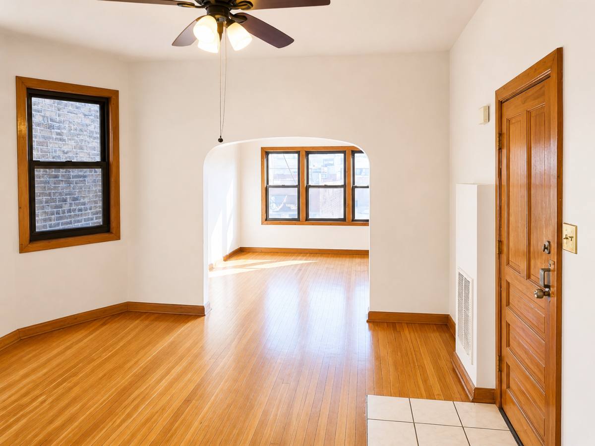 Apartment for rent at 2825 N Milwaukee Ave #1, Chicago, IL 60618
