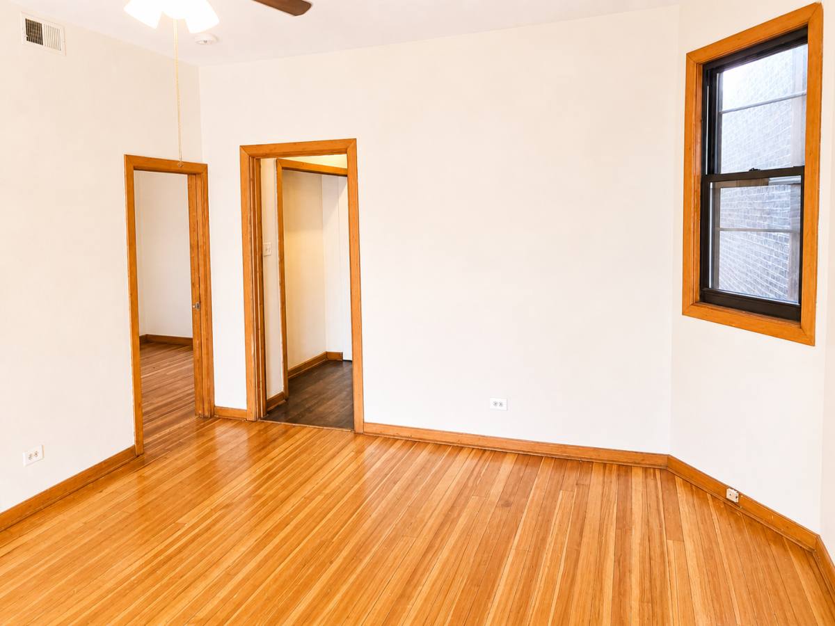 Apartment for rent at 2825 N Milwaukee Ave #1, Chicago, IL 60618