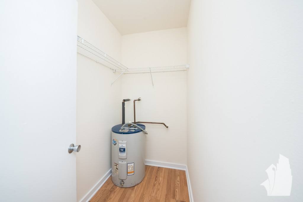 Apartment for rent at 1850 N Humboldt Blvd #210, Chicago, IL 60647