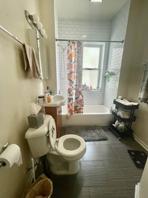 Apartment for rent at 3706 N Fremont #2, Chicago, IL 60613