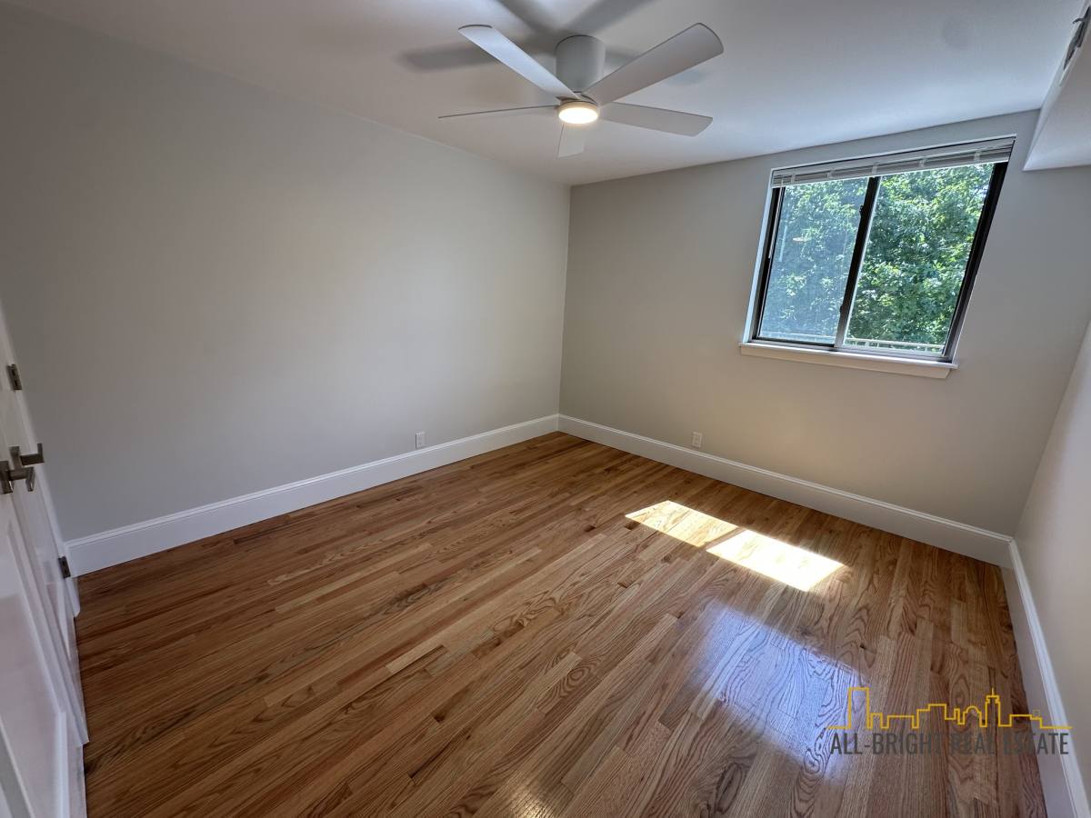 Apartment for rent at 94 Beaconsfield Rd #201, Brookline, MA 02445