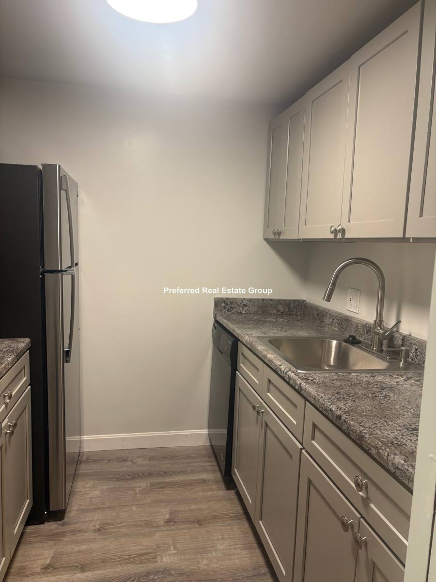 Apartment for rent at 340 Newton St #B, Chestnut Hill, MA 02467